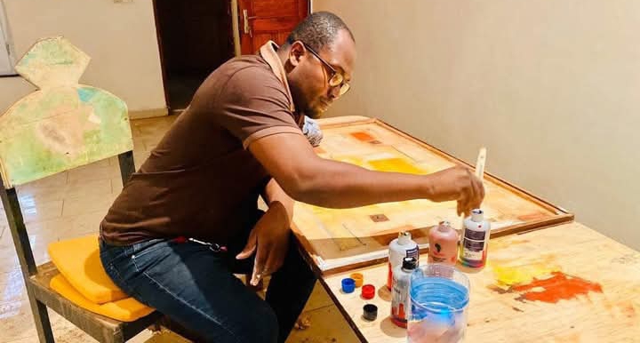 Fousseny Diakité : << Vous êtes des experts envol culturel<small class="fine d-inline"> </small>! Vous êtes des collectionneurs de vol artistique<small class="fine d-inline"> </small>!>>